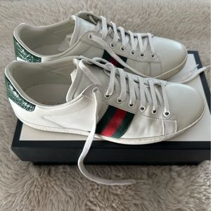 Gucci Women’s Ace Low Top Sneakers Size 40